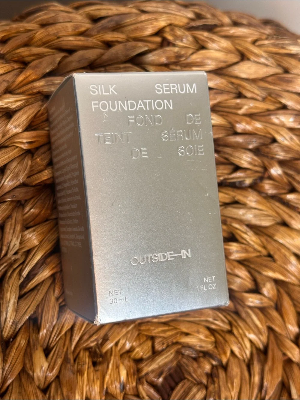 NWT Outside In Silk Serum Foundation shade 120 light neutral made in Italy
